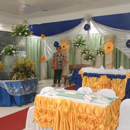 Hotel Gazebo Pools and Restaurant Cabadbaran Exterior foto